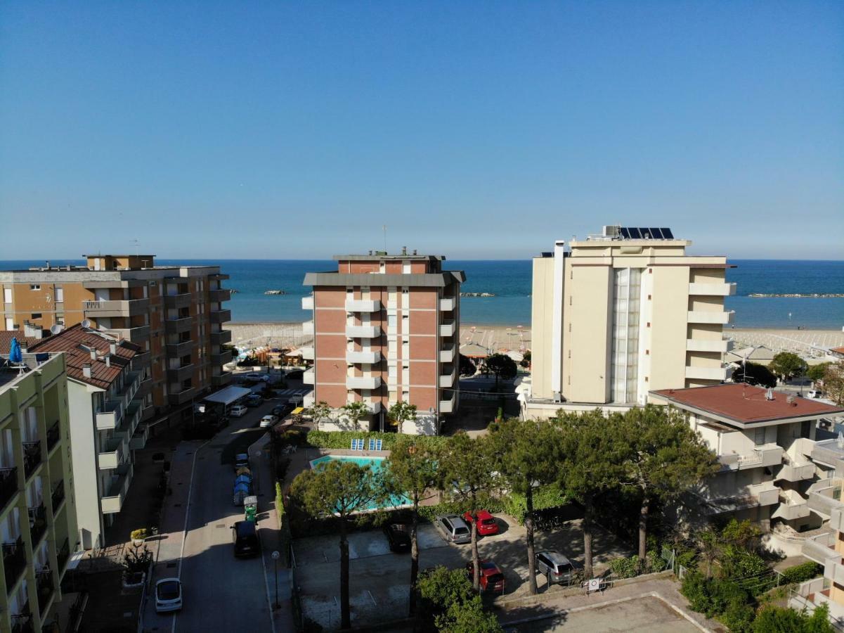 Hotel Ines Cesenatico Exterior foto